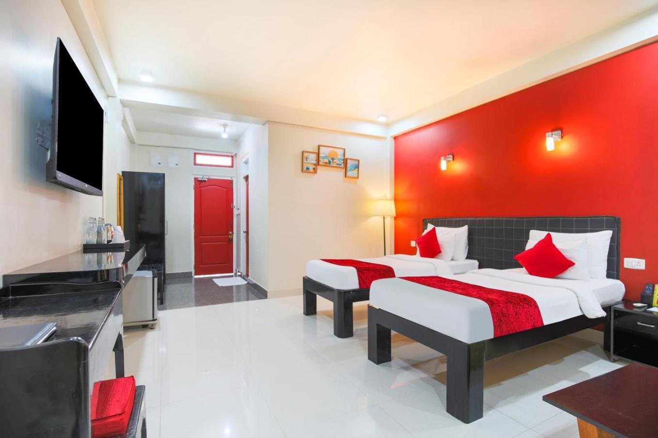 La Nicholas Lake View By Summit Hotels Shillong Exterior photo