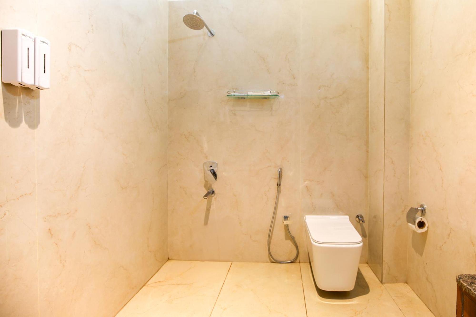 La Nicholas Lake View By Summit Hotels Shillong Room photo